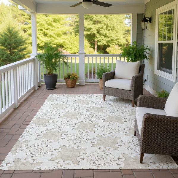 HomeRoots 8' X 10' Beige Quatrefoil Area Rug - Weather-Resistant, Machine Washable for Indoor & Outdoor Use 661030