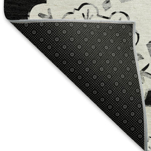 HomeRoots 10' X 14' Stylish Black and Ivory Quatrefoil Washable Area Rug for Indoor and Outdoor Spaces 661038