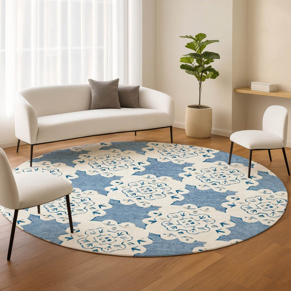 HomeRoots 8' Blue And Ivory Round Quatrefoil Rug – Durable, Washable Design for Indoor/Outdoor Spaces, Modern Style 661041