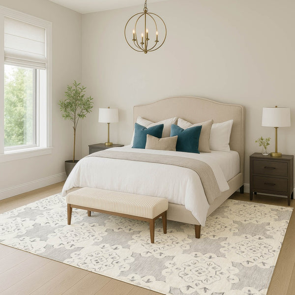 HomeRoots 5' X 8' Washable Gray and Ivory Quatrefoil Area Rug - Durable, Stylish for Indoor & Outdoor Spaces 661052