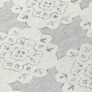 HomeRoots 8' Gray And Ivory Round Quatrefoil Rug – Washable, Durable, Stylish for Indoor & Outdoor Spaces 661053