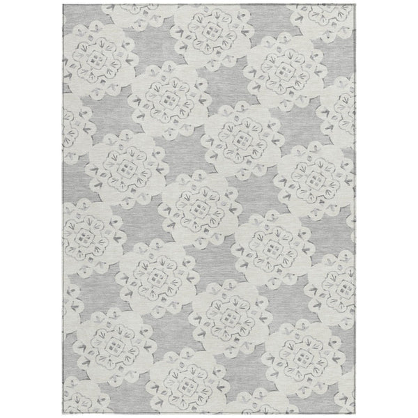 HomeRoots 9' Gray and Ivory Quatrefoil Area Rug - Washable, Durable, Indoor/Outdoor, Perfect for High-Traffic Spaces 661055