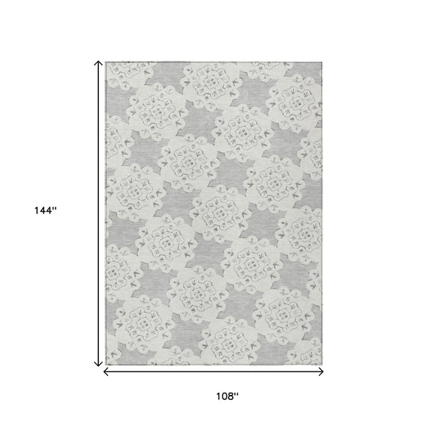 HomeRoots 9' Gray and Ivory Quatrefoil Area Rug - Washable, Durable, Indoor/Outdoor, Perfect for High-Traffic Spaces 661055