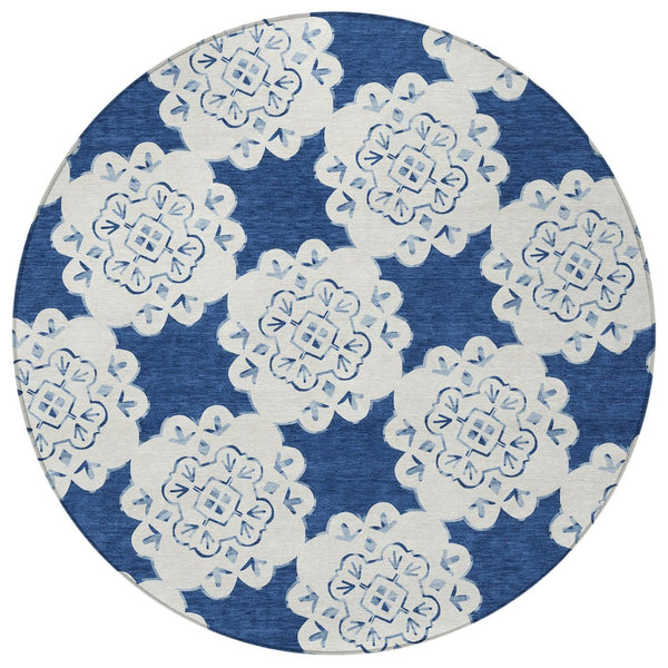 HomeRoots 8' Navy Blue Quatrefoil Area Rug - Stylish, Washable Indoor/Outdoor Rug for High Traffic Spaces! 661059