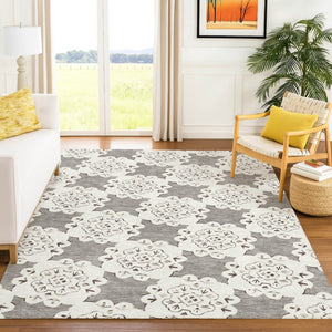 HomeRoots 5' Stylish Taupe and Ivory Quatrefoil Washable Area Rug - Durable, Versatile for Indoor/Outdoor Use! 661064