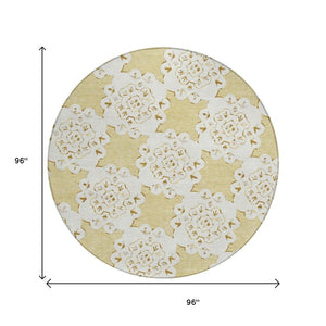 HomeRoots 8' Wheat and Ivory Quatrefoil Washable Rug - Stylish Area Rug for Indoor/Outdoor High-Traffic Spaces 661071