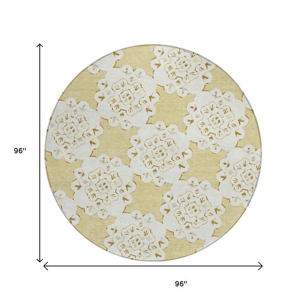 HomeRoots 8' Wheat and Ivory Quatrefoil Washable Rug - Stylish Area Rug for Indoor/Outdoor High-Traffic Spaces 661071