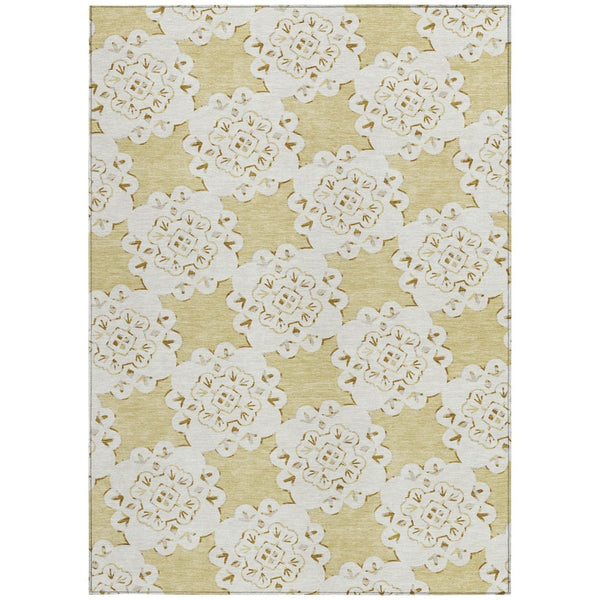 HomeRoots 8' X 10' Wheat Quatrefoil Indoor Outdoor Area Rug - Durable, Washable, Stylish for Any Space! 661072
