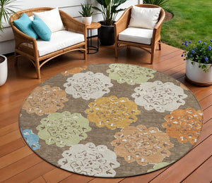 HomeRoots 8' Round Quatrefoil Washable Area Rug in Chocolate, Ivory & Copper - Stylish & Durable for Indoors/Outdoors 661083