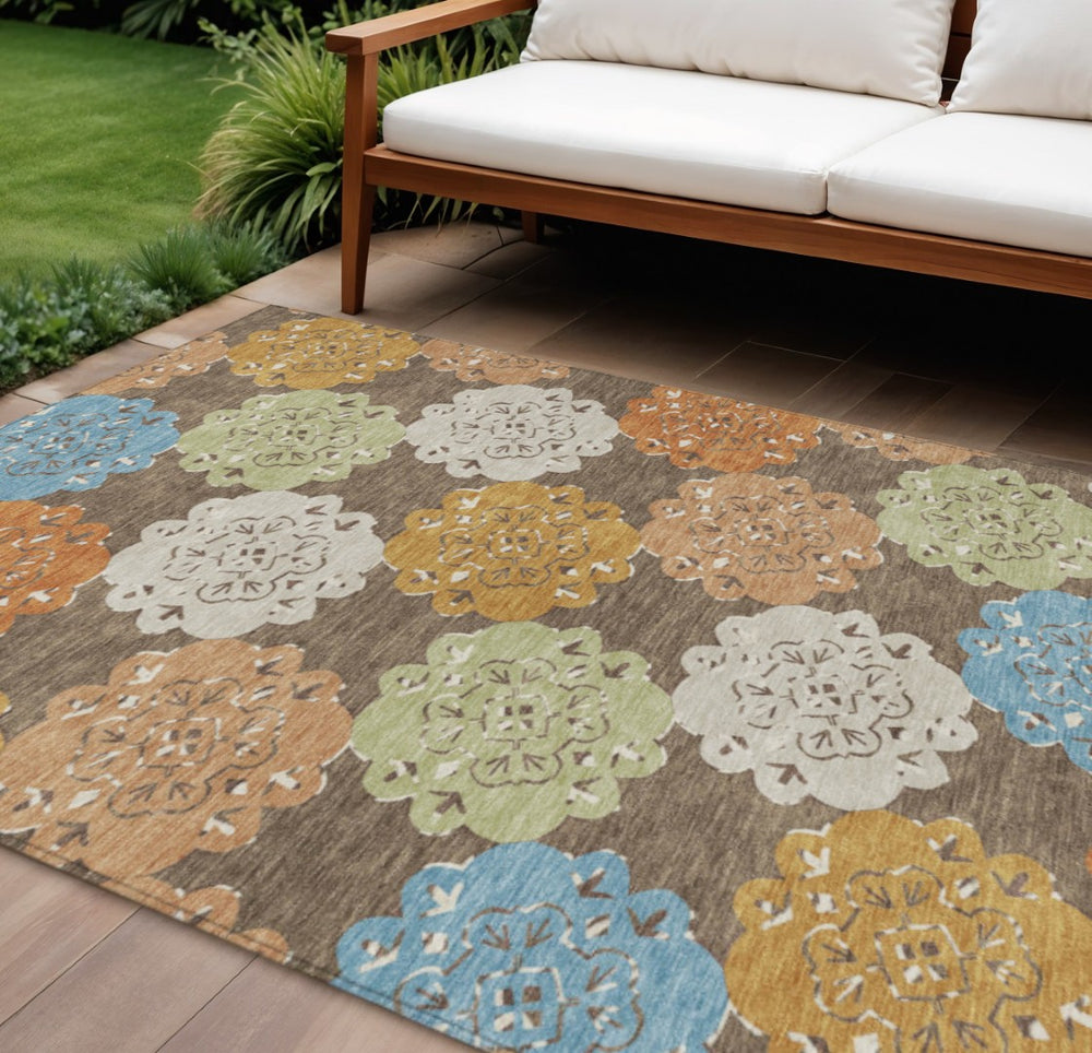HomeRoots 9' X 12' Stylish Chocolate Ivory Copper Quatrefoil Washable Area Rug for Indoor & Outdoor Use 661085