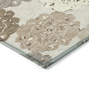 HomeRoots 8' Pearl Ivory Quatrefoil Round Rug - Stylish, Washable, Durable for Indoor & Outdoor Spaces 661101