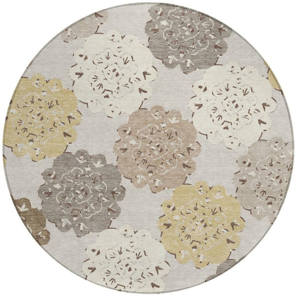 HomeRoots 8' Pearl Ivory Quatrefoil Round Rug - Stylish, Washable, Durable for Indoor & Outdoor Spaces 661101