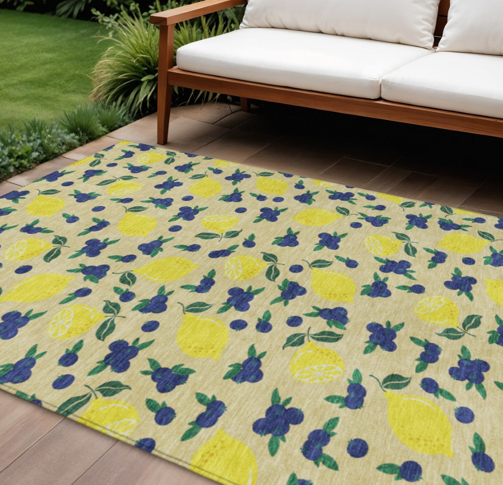 HomeRoots 9' X 12' Vibrant Lemon Patterned Washable Area Rug for Indoor & Outdoor Spaces - Easy Care & Durable 661163