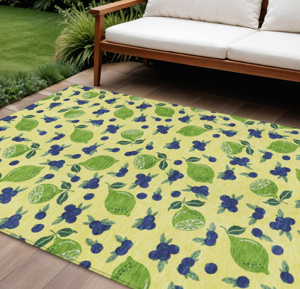 HomeRoots 8' Vibrant Lemon-Patterned Washable Indoor Outdoor Area Rug - Durable, Stain-Resistant & Stylish Decor 661168