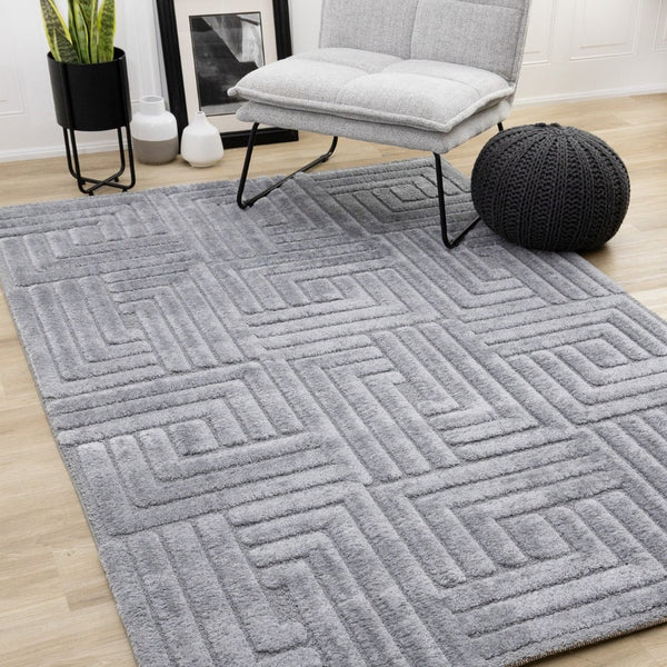 HomeRoots 5' Modern Geometric Area Rug in Gray Tones - Plush, Durable, Stain-Resistant for Everyday Living 5' X 8' 661265