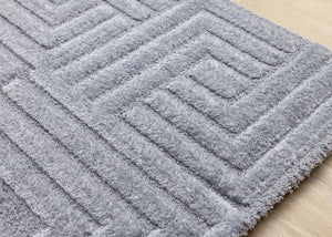 HomeRoots 5' Modern Geometric Area Rug in Gray Tones - Plush, Durable, Stain-Resistant for Everyday Living 8' X 11' 661266