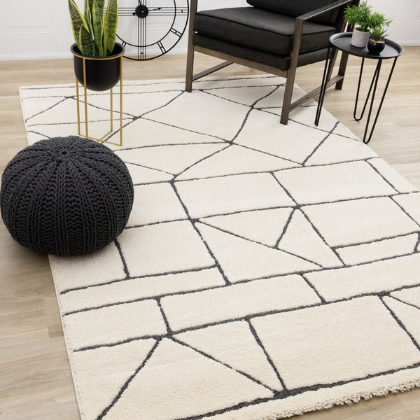 HomeRoots 5' Cream and Black Geometric Area Rug - Soft, Durable, and Stylish Design for Modern Living Spaces 5' X 8' 661271