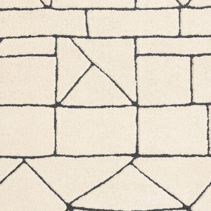 HomeRoots 5' Cream and Black Geometric Area Rug - Soft, Durable, and Stylish Design for Modern Living Spaces 7' X 10' 661272
