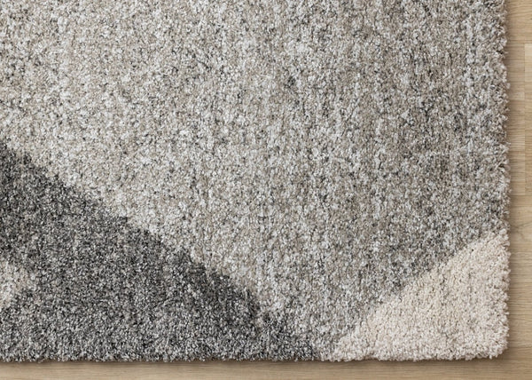 HomeRoots 5' Modern Geometric Area Rug in Gray, Cream & Tan - Soft, Durable, Stain-Resistant for Any Space 5' X 8' 661276