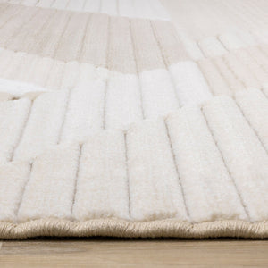 HomeRoots 5' Beige and Cream Geometric Area Rug - Modern Style, Durable, Stain-Resistant, Easy Care for Any Space 5' X 8' 661284