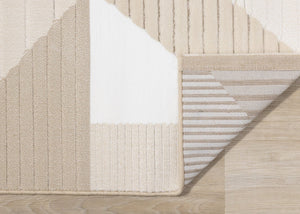 HomeRoots 5' Beige and Cream Geometric Area Rug - Modern Style, Durable, Stain-Resistant, Easy Care for Any Space 7' X 10' 661285