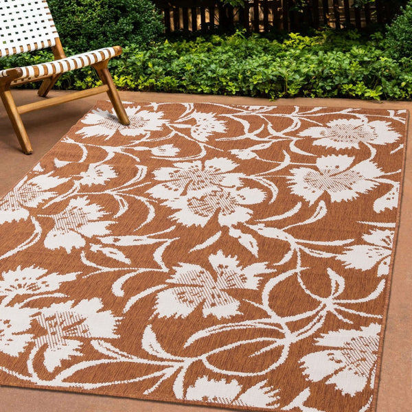 HomeRoots 5' Orange and White Botanical Leaves Area Rug - Stylish, Durable, Stain-Resistant for Modern Homes 7' X 10' 661296