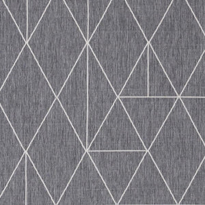 HomeRoots 5' Gray and White Geometric Area Rug - Modern Design, Durable, Stain-Resistant, Perfect for High-Traffic Homes 5' X 8' 661300