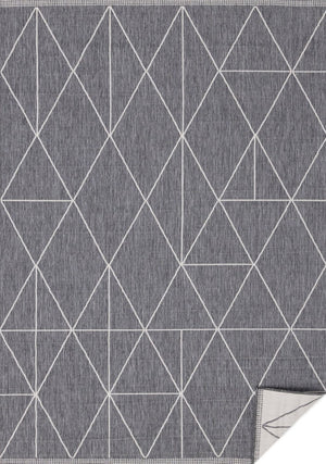 HomeRoots 5' Gray and White Geometric Area Rug - Modern Design, Durable, Stain-Resistant, Perfect for High-Traffic Homes 5' X 8' 661300