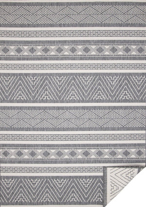 HomeRoots 5' Gray and White Tribal Area Rug - Stylish Geometric Design for Modern Homes, Pet-Friendly & Durable 8' X 11' 661309