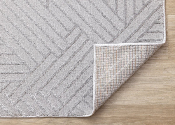 HomeRoots 5' Gray and Beige Geometric Area Rug - Stylish, Durable Design for Living Rooms, Bedrooms, and More 5' X 8' 661310