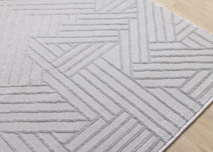 HomeRoots 5' Gray and Beige Geometric Area Rug - Stylish, Durable Design for Living Rooms, Bedrooms, and More 8' X 11' 661311