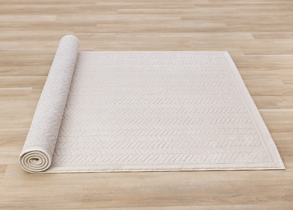 HomeRoots 5' Beige and Cream Chevron Area Rug - Stylish, Stain-Resistant, Durable Design for Modern Living Spaces 5' X 8' 661312