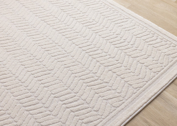HomeRoots 5' Beige and Cream Chevron Area Rug - Stylish, Stain-Resistant, Durable Design for Modern Living Spaces 8' X 11' 661313