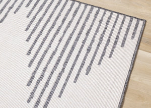 HomeRoots 5' Modern Gray and Beige Geometric Area Rug - Durable, Stain-Resistant, Perfect for High-Traffic Spaces 5' X 8' 661324