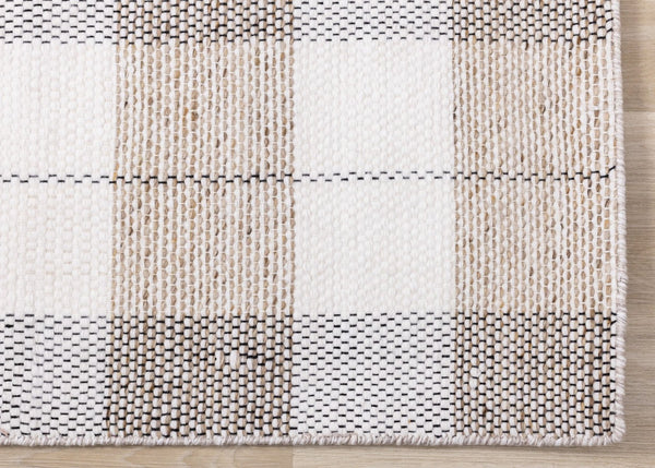 HomeRoots 5' Cream and Gray Geometric Area Rug - Hand-Woven, Stain-Resistant, Perfect for Modern Interiors 5' X 8' 661333