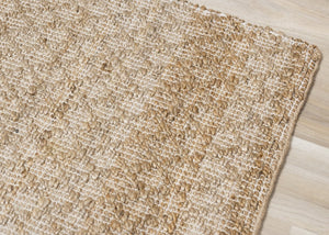 HomeRoots 5' Hand-Woven Jute Area Rug in Beige & Light Brown - Stylish Geometric Design for Modern Spaces 5' X 8' 661335