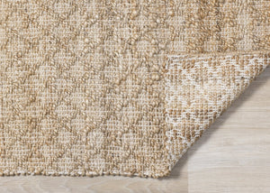 HomeRoots 5' Hand-Woven Jute Area Rug in Beige & Light Brown - Stylish Geometric Design for Modern Spaces 8' X 11' 661336