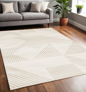 HomeRoots 5' Cream and Beige Geometric Area Rug - Modern Design for Warmth, Durability, and Style in Any Room 5' X 8' 661347