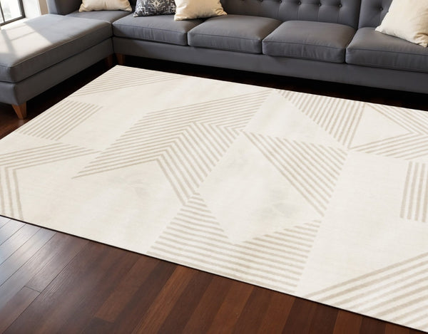HomeRoots 5' Cream and Beige Geometric Area Rug - Modern Design for Warmth, Durability, and Style in Any Room 8' X 11' 661348