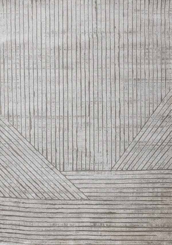 HomeRoots 5' Gray and Off-White Striped Area Rug - Durable, Stain-Resistant Design for Modern Living Spaces 5' X 8' 661383