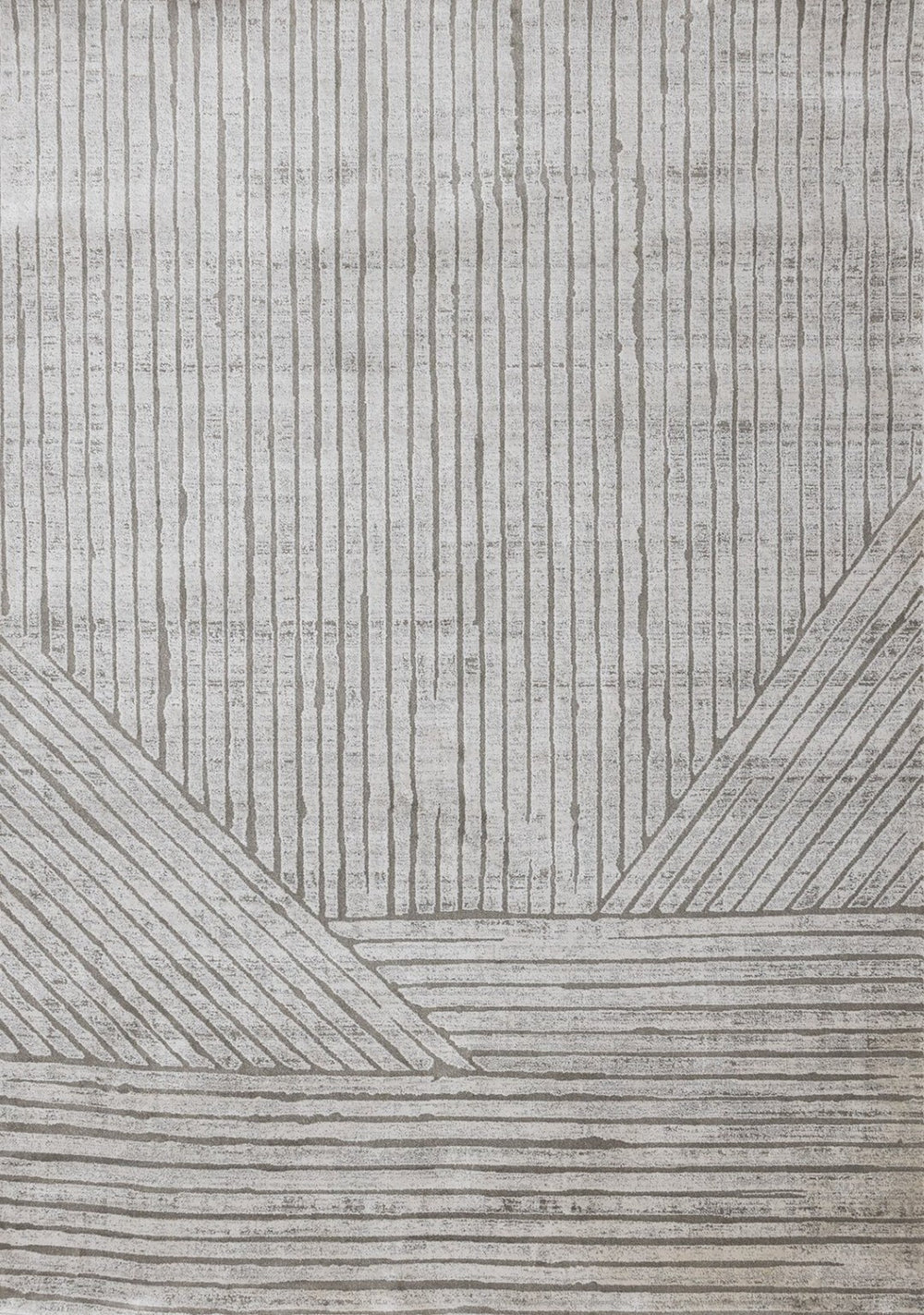 HomeRoots 5' Gray and Off-White Striped Area Rug - Durable, Stain-Resistant Design for Modern Living Spaces 7' X 10' 661384