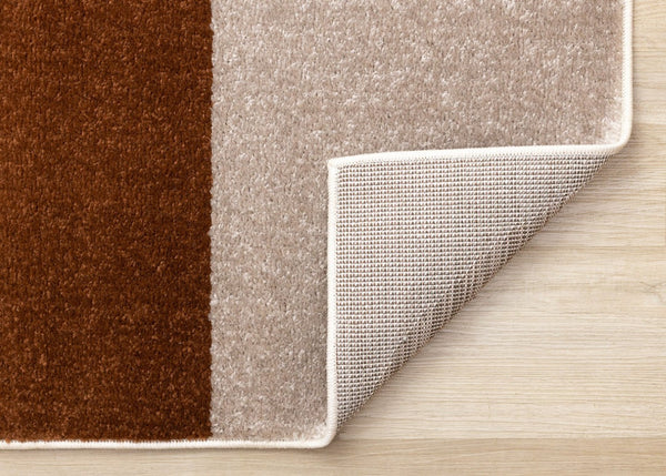HomeRoots 5' Modern Geometric Area Rug in Cream, Red, and Brown - Stylish, Durable, and Pet-Friendly Design 5' X 8' 661394