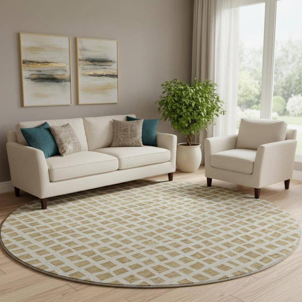 HomeRoots 8' Gold And Ivory Geometric Round Rug – Washable, UV Protected, Stylish & Durable for Homes with Pets 661506
