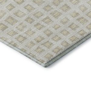 HomeRoots 8' Ivory and Beige Geometric Round Rug - Washable, UV-Protected, Non-Slip, Perfect for Kids & Pets! 661524