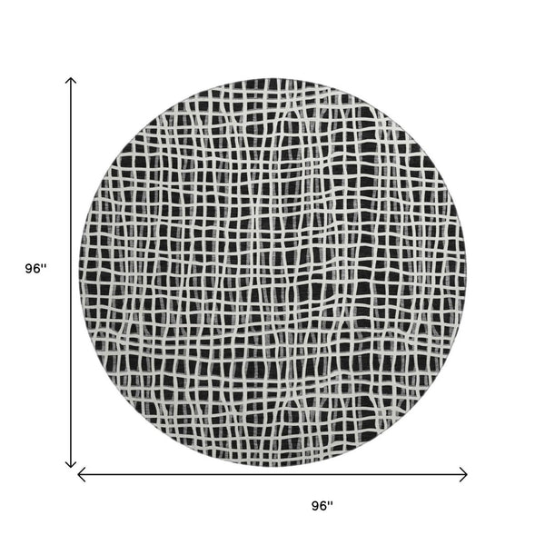 HomeRoots 8' Black And Ivory Striped Round Rug - Washable, UV Protected, Stain Resistant, Durable for High Traffic Areas 661626