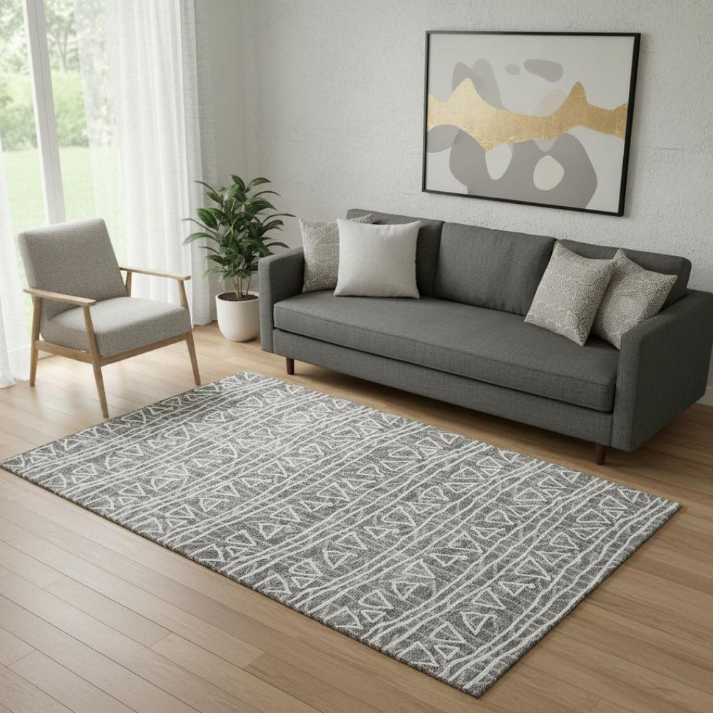 HomeRoots 5' Charcoal & Ivory Geometric Area Rug - Washable, UV-Protected, Stain-Resistant for High-Traffic Areas 661703