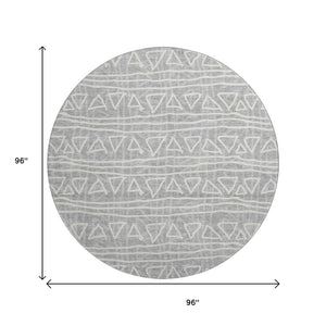 HomeRoots 8' Gray and Silver Geometric Washable Round Rug - Durable, UV Protected, Modern Design for Any Space! 661716