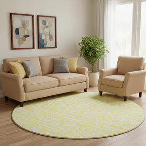 HomeRoots 8' Yellow and Ivory Geometric Round Rug - Washable, UV-Protected, Stylish for High-Traffic Areas 661776