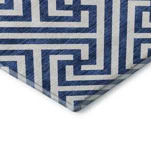 HomeRoots 8' Stylish Blue and Ivory Geometric Round Rug - UV Protected, Washable, Ideal for High-Traffic Areas 661788