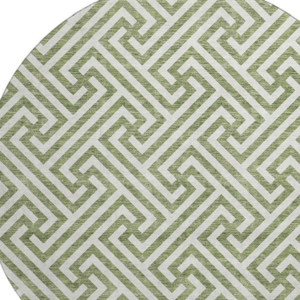 HomeRoots 8' Green and Beige Geometric Round Rug - Washable, Stain-Resistant, UV-Protected for Any Space! 661806